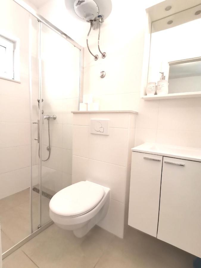 Superior Apt, 4 Rooms, 4 Bathrooms Promajna Esterno foto